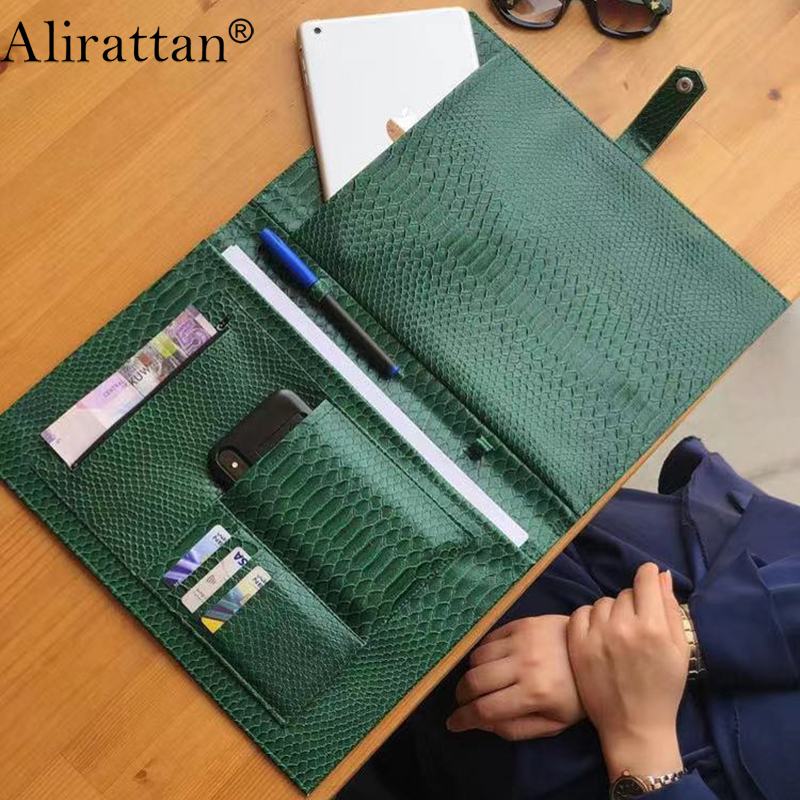 حقيبة كلاتش أعمال جديدة بنمط ج - مراجعة Phone Cases Dubai وسعره