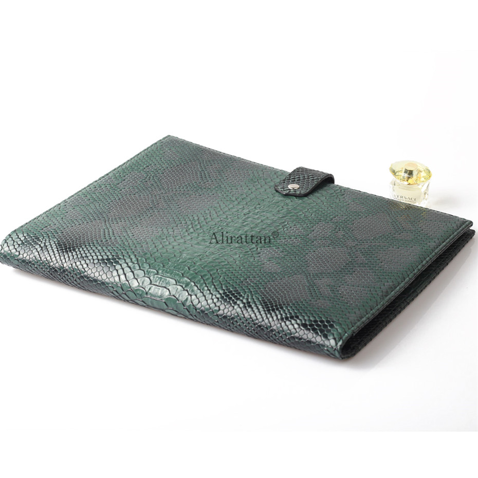 حقيبة كلاتش أعمال جديدة بنمط ج - مراجعة Phone Cases Dubai وسعره